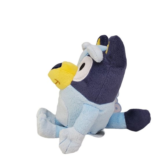 Moose Toys Toys Bluey Friends Bluey Stuffed Animals Blue Heeler